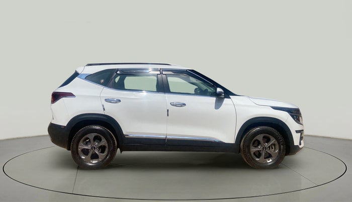 2020 KIA SELTOS HTK PLUS 1.5, Petrol, Manual, 16,846 km, Right Side View
