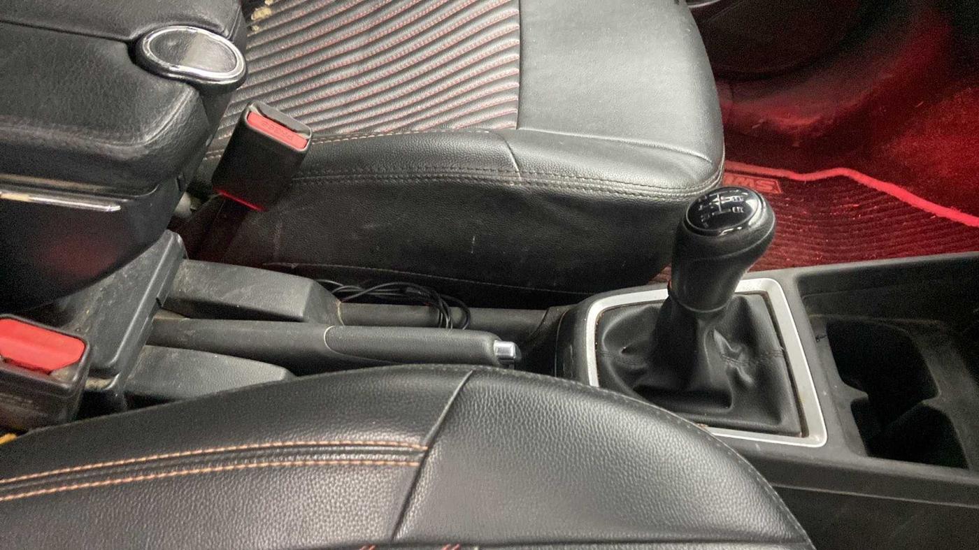 2018 Maruti Swift ZXI PLUS, Petrol, Manual, 27,356 km, Gear Lever