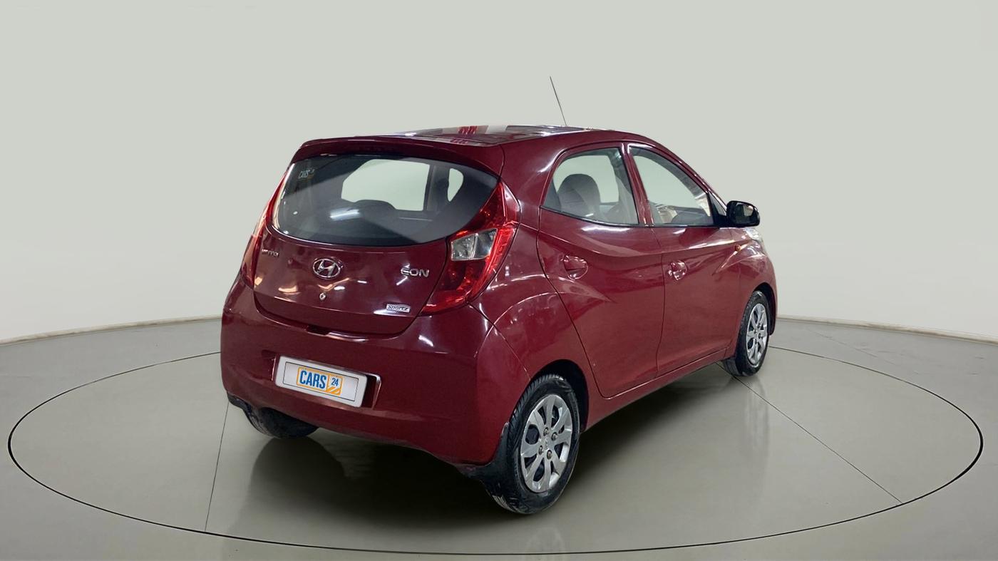 2015 Hyundai Eon SPORTZ, Petrol, Manual, 50,129 km, Right Back Diagonal