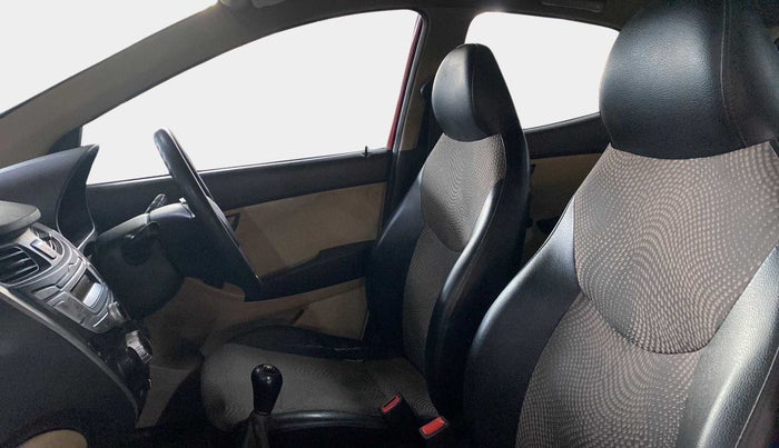 2015 Hyundai Eon SPORTZ, Petrol, Manual, 50,129 km, Right Side Front Door Cabin
