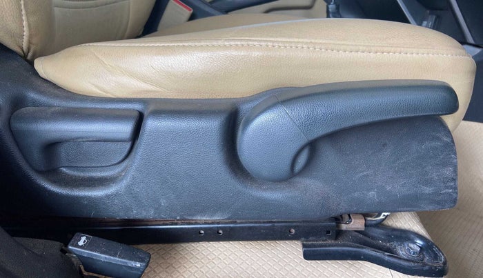 2014 Honda City 1.5L I-VTEC SV, Petrol, Manual, 74,170 km, Driver Side Adjustment Panel