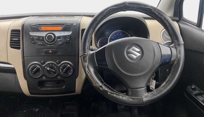 2017 Maruti Wagon R 1.0 VXI, Petrol, Manual, 37,408 km, Steering Wheel Close Up