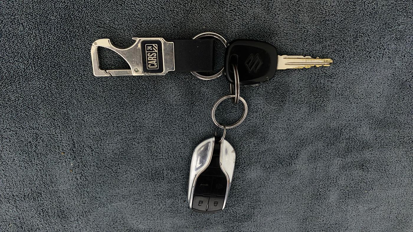 2018 Maruti Alto 800 LXI, Petrol, Manual, 65,504 km, Key Close Up