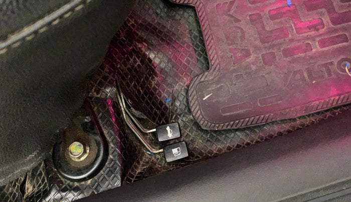 2018 Maruti Alto 800 LXI, Petrol, Manual, 65,504 km, Flooring - Carpet is minor damage