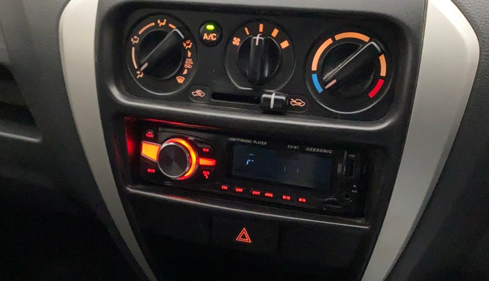 2018 Maruti Alto 800 LXI, Petrol, Manual, 65,504 km, Infotainment system - Display has spot on screen