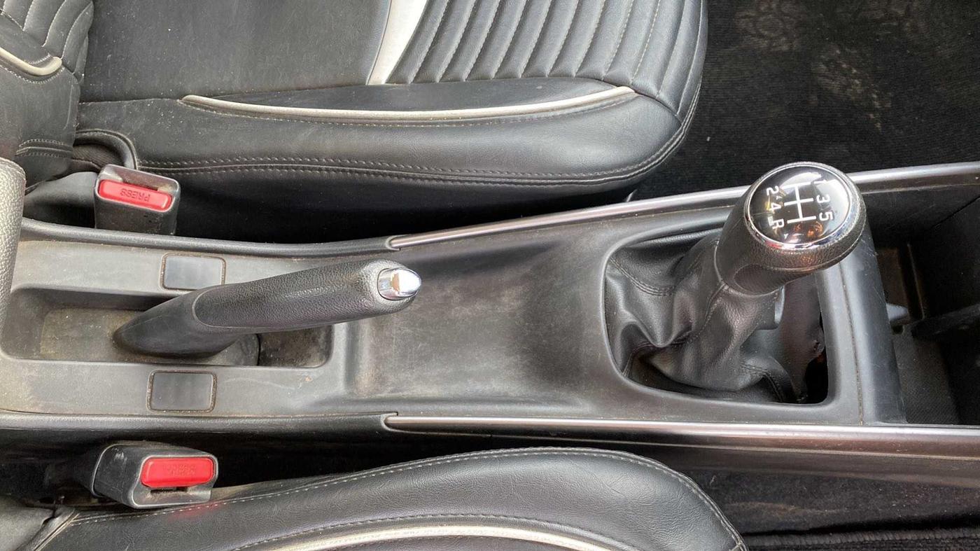 2019 Maruti Baleno ZETA PETROL 1.2, Petrol, Manual, 33,792 km, Gear Lever