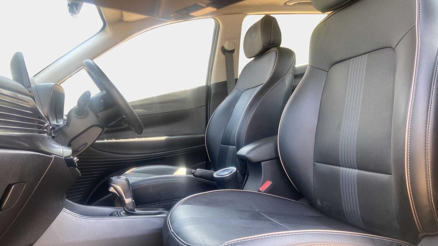 2020 Hyundai NEW I20 ASTA (O) 1.0 TURBO GDI DCT, Petrol, Automatic, 28,376 km, Right Side Front Door Cabin