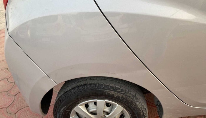 2016 Hyundai Eon ERA +, Petrol, Manual, 46,007 km, Right quarter panel - Minor scratches