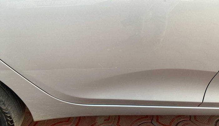2016 Hyundai Eon ERA +, Petrol, Manual, 46,007 km, Right rear door - Minor scratches