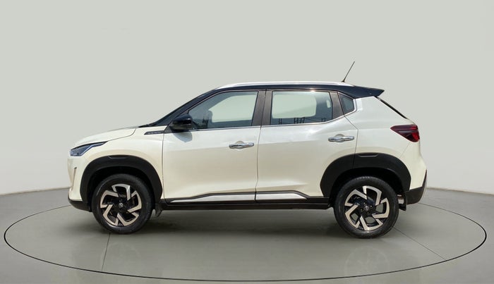 2021 Nissan MAGNITE XV PREMIUM DUAL TONE, Petrol, Manual, 25,685 km, Left Side