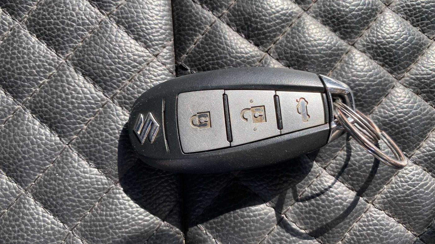 2019 Maruti Ciaz ALPHA 1.5 SHVS PETROL, Petrol, Manual, 16,277 km, Key Close Up