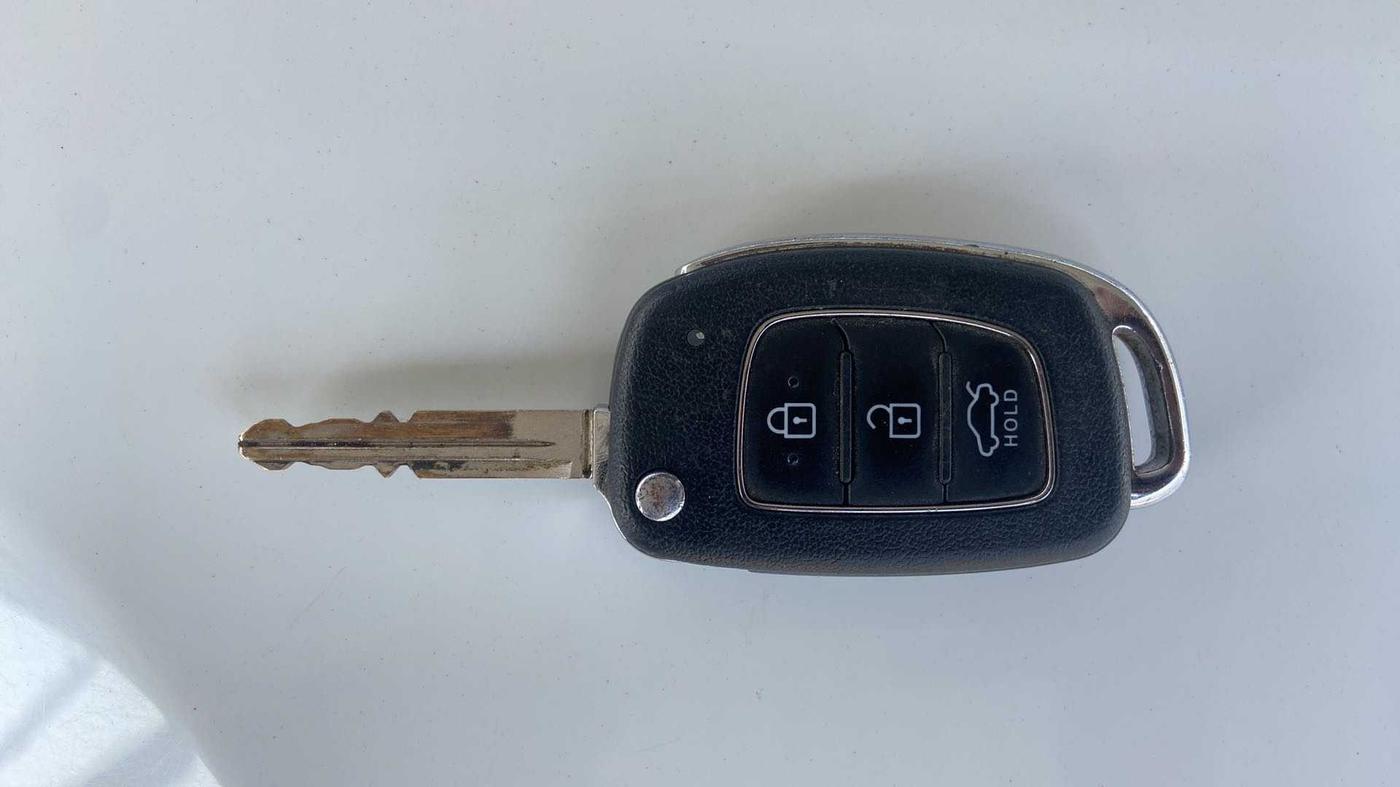 2022 Hyundai GRAND I10 NIOS SPORTZ 1.0 TURBO GDI, Petrol, Manual, 26,647 km, Key Close Up