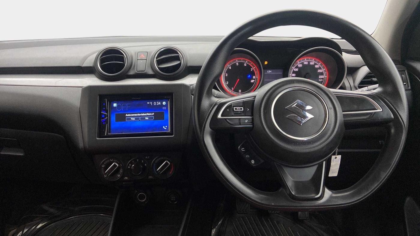 2018 Maruti Swift VXI, Petrol, Manual, 65,106 km, Steering Wheel Close Up