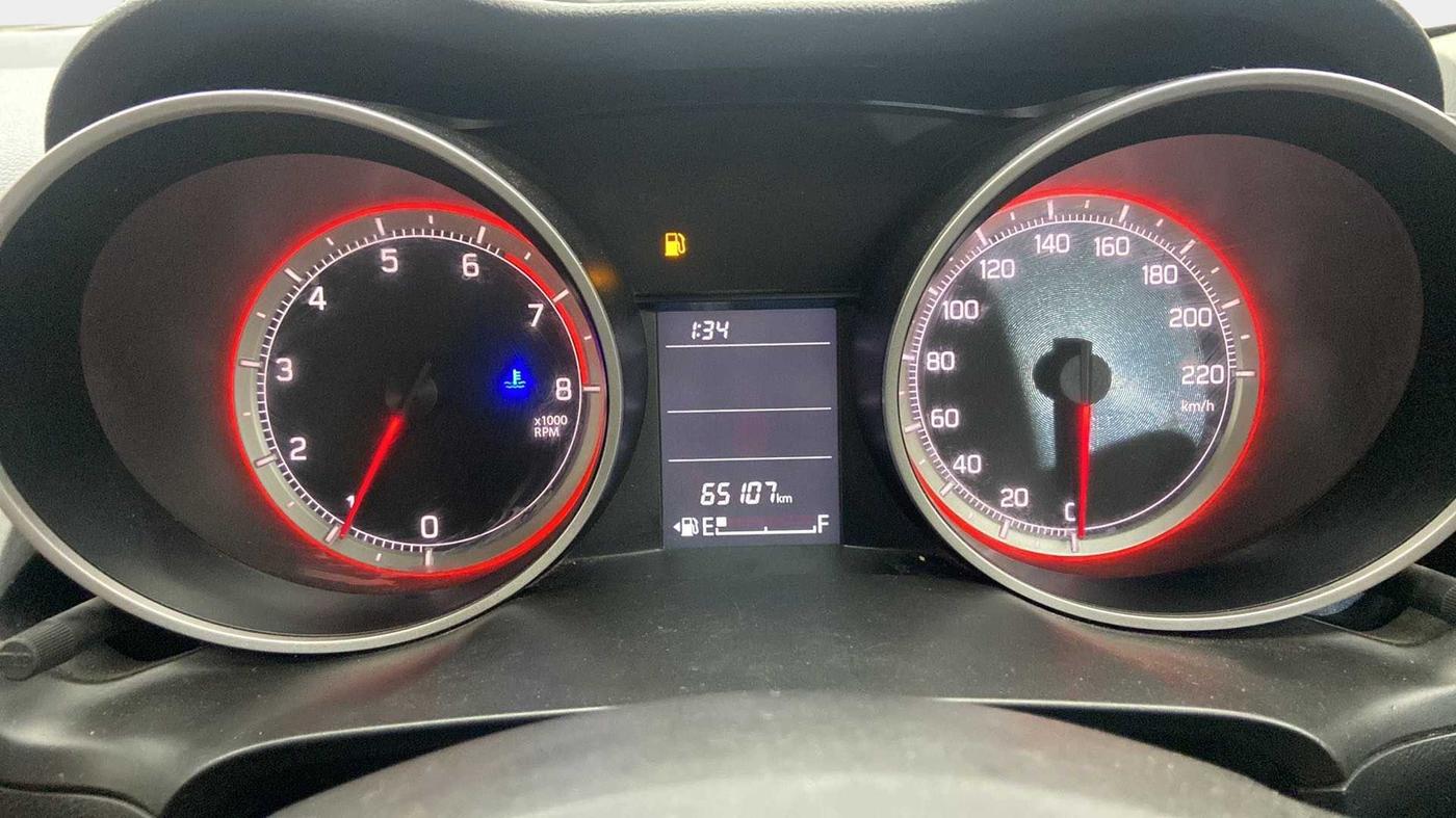 2018 Maruti Swift VXI, Petrol, Manual, 65,106 km, Odometer Image