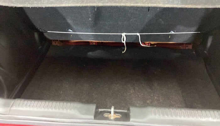 2018 Maruti Swift VXI, Petrol, Manual, 65,106 km, Boot Inside