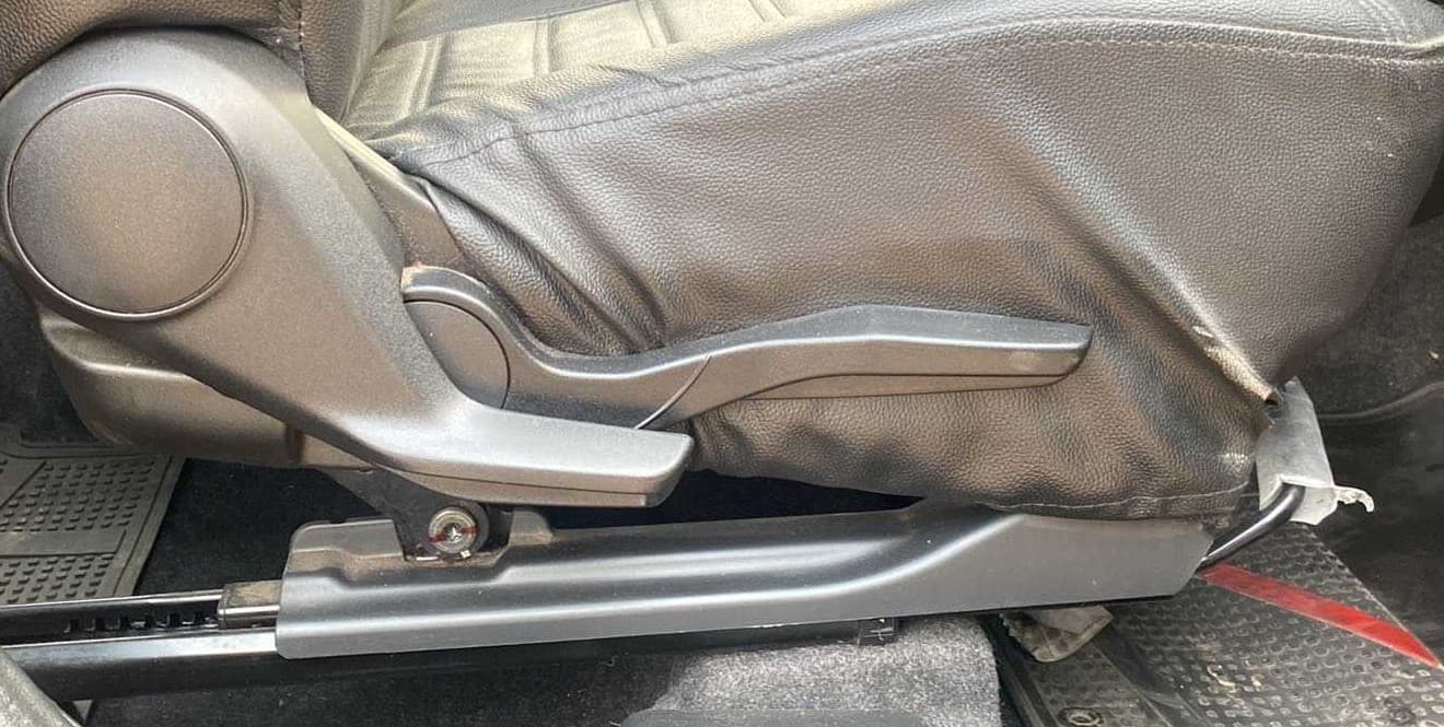 2021 Maruti Swift VXI, Petrol, Manual, 6,278 km, Driver Side Adjustment Panel