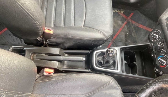 2021 Maruti Swift VXI, Petrol, Manual, 6,278 km, Gear Lever