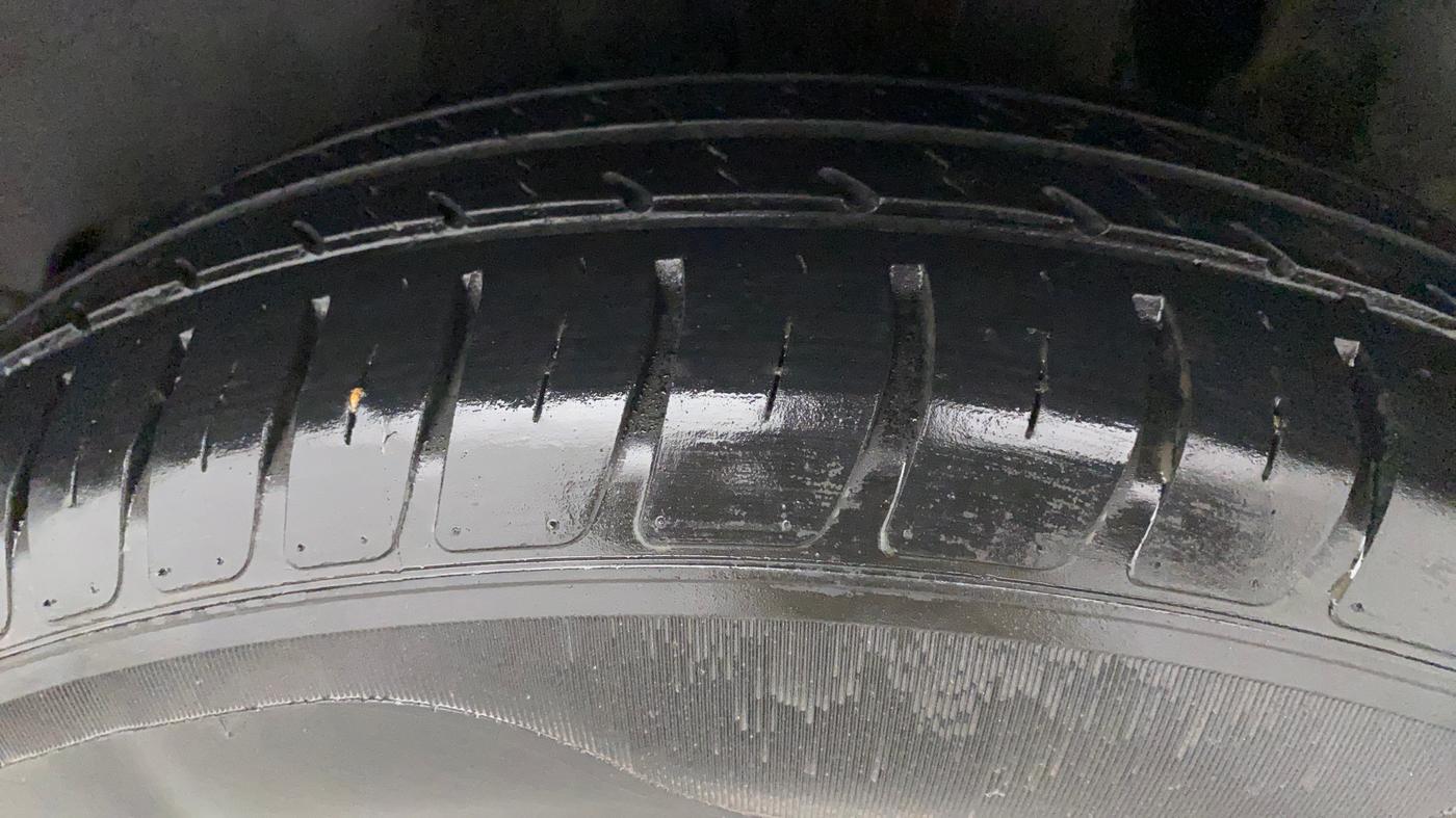 2021 Maruti Swift VXI, Petrol, Manual, 27,459 km, Left Rear Tyre Tread