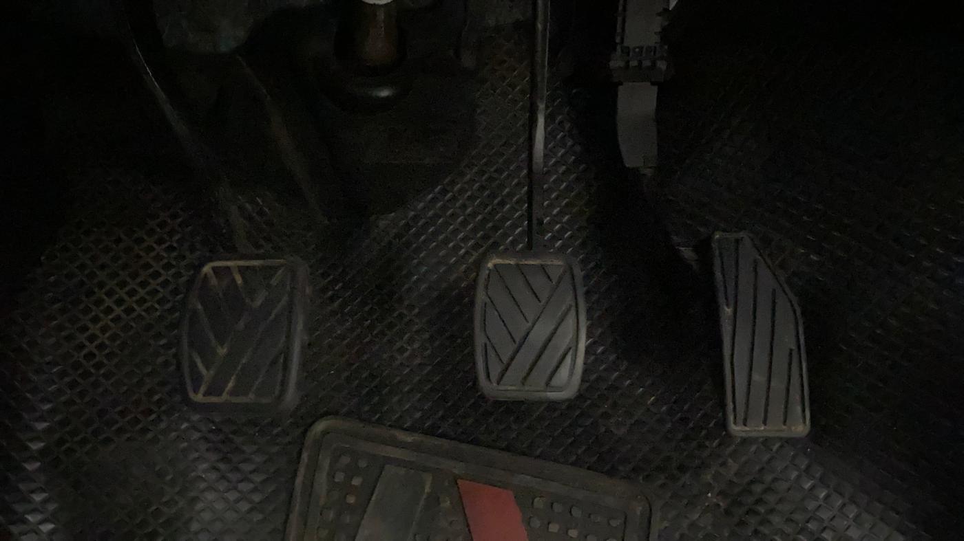 2021 Maruti Swift VXI, Petrol, Manual, 27,459 km, Pedals