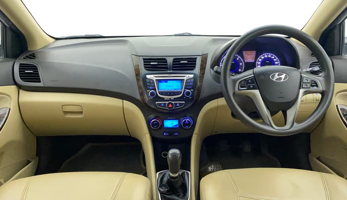 2012 Hyundai Verna FLUIDIC 1.6 CRDI SX, Diesel, Manual, 97,843 km, Dashboard
