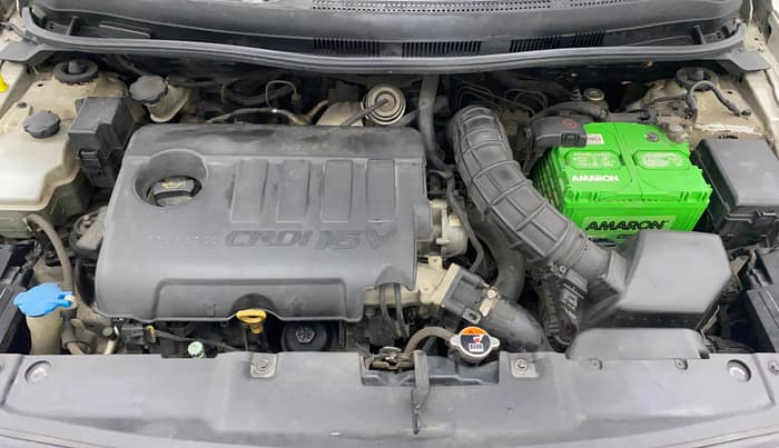 2012 Hyundai Verna FLUIDIC 1.6 CRDI SX, Diesel, Manual, 97,843 km, Open Bonet