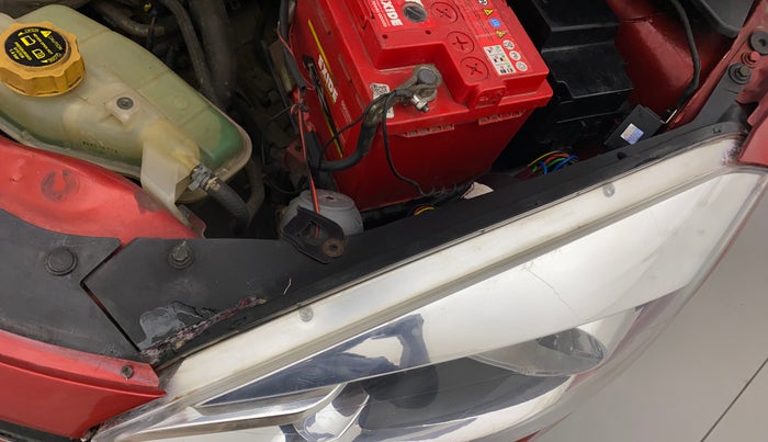 2018 Tata Tiago XM PETROL, Petrol, Manual, 58,546 km, Left headlight - Clamp has minor damage