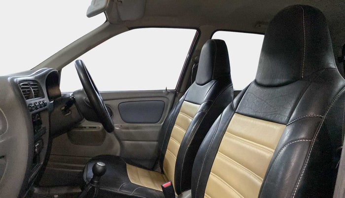 2013 Maruti Alto K10 VXI, Petrol, Manual, 63,195 km, Right Side Front Door Cabin