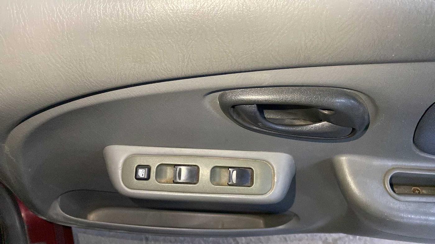 2013 Maruti Alto K10 VXI, Petrol, Manual, 63,195 km, Driver Side Door Panels Control