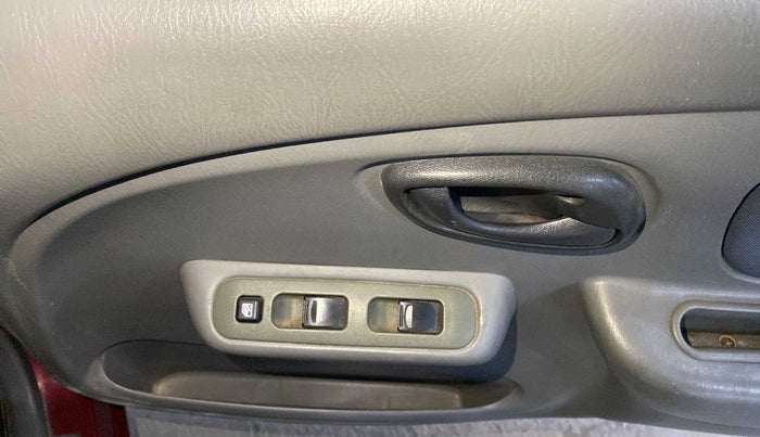 2013 Maruti Alto K10 VXI, Petrol, Manual, 63,195 km, Driver Side Door Panels Control