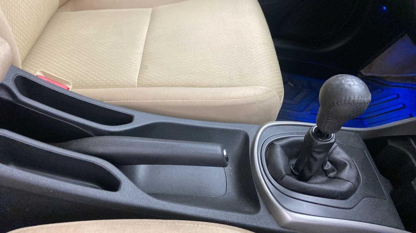 2020 Honda City 1.5L I-VTEC VX, Petrol, Manual, 35,169 km, Gear Lever