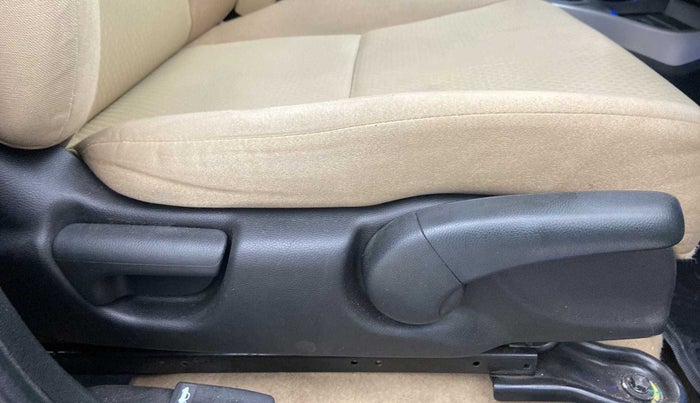 2020 Honda City 1.5L I-VTEC VX, Petrol, Manual, 35,169 km, Driver Side Adjustment Panel
