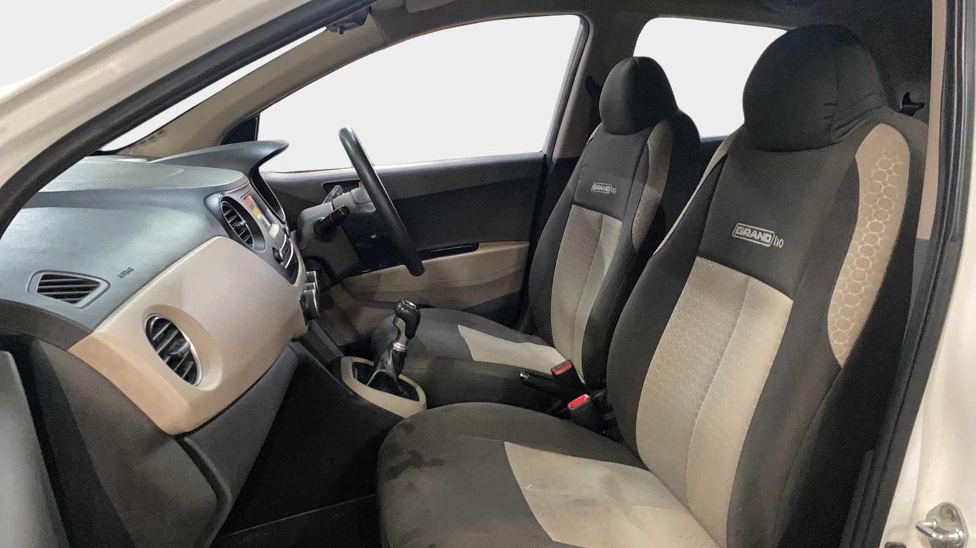 2017 Hyundai Grand i10 SPORTZ U2 1.2 CRDI, Diesel, Manual, 55,607 km, Right Side Front Door Cabin