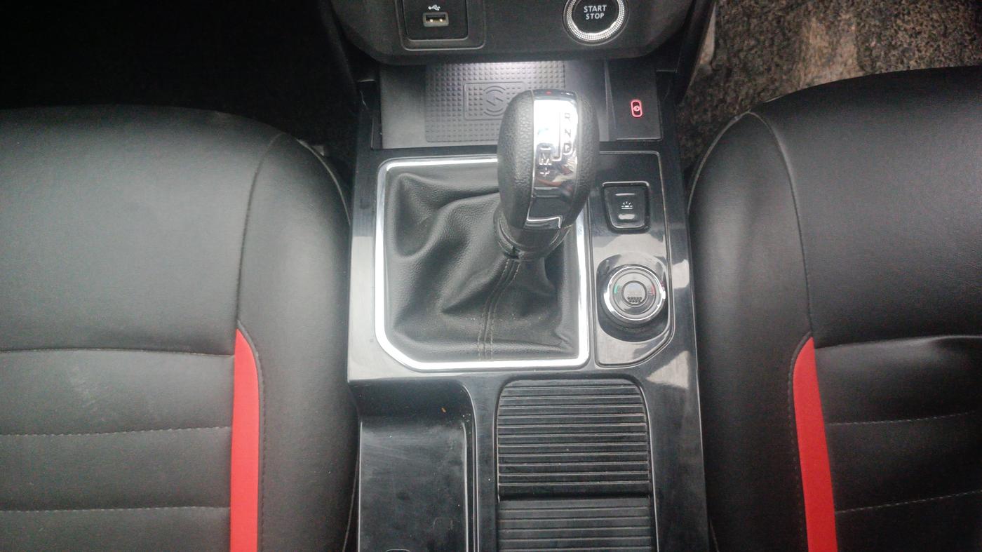 2021 Renault Kiger RXZ AMT DUAL TONE, Petrol, Automatic, 62,824 km, Gear Lever
