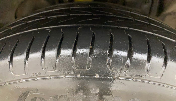 2013 Ford Ecosport TREND 1.5L DIESEL, Diesel, Manual, 91,823 km, Right Front Tyre Tread