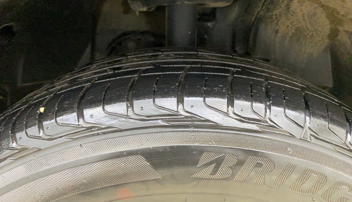 2022 Tata NEXON XZ PLUS (O) PETROL DARK EDITION, Petrol, Manual, 65,698 km, Right Front Tyre Tread