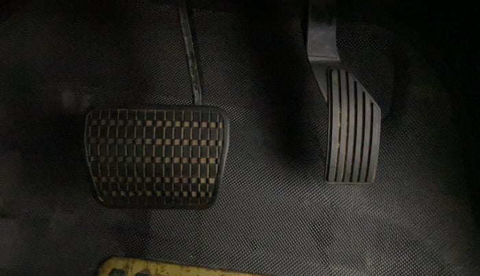 2022 Tata PUNCH ACCOMPLISHED AMT, Petrol, Automatic, 22,130 km, Pedals