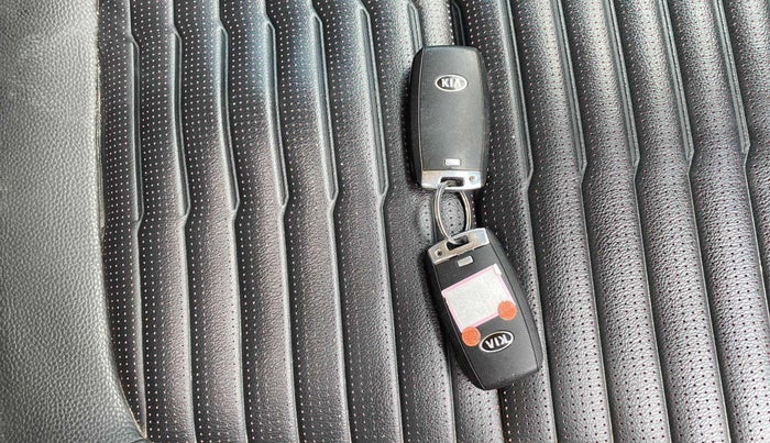 2020 KIA SONET GTX PLUS 1.5 AT, Diesel, Automatic, 64,991 km, Key Close Up