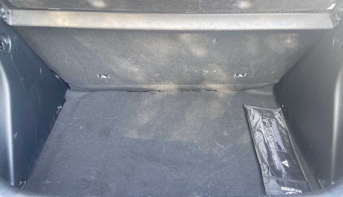 2023 Hyundai NEW I20 SPORTZ 1.2 AT, Petrol, Automatic, 10,620 km, Boot Inside