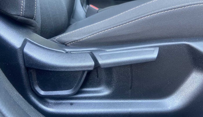 2023 Hyundai NEW I20 SPORTZ 1.2 AT, Petrol, Automatic, 10,620 km, Driver Side Adjustment Panel