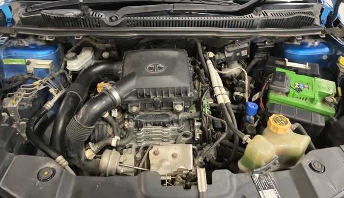 2017 Tata NEXON XM PETROL, CNG, Manual, 86,274 km, Open Bonet