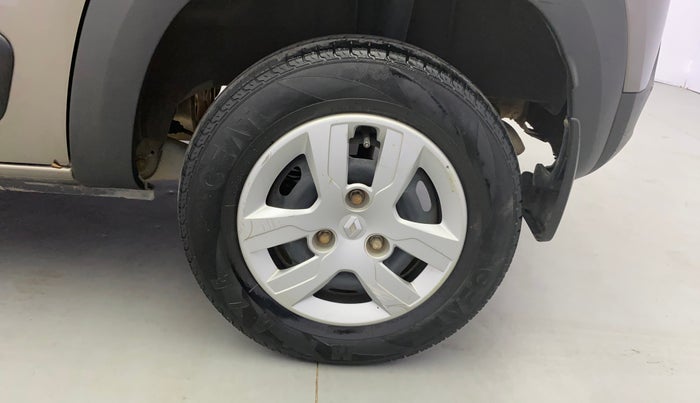 2017 Renault Kwid RXT 1.0 AMT, Petrol, Automatic, 43,109 km, Left Rear Wheel