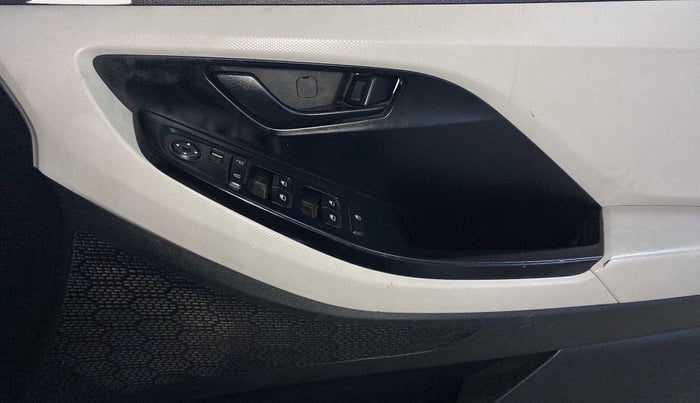 2020 Hyundai Creta EX 1.5 PETROL, Petrol, Manual, 33,290 km, Driver Side Door Panels Control