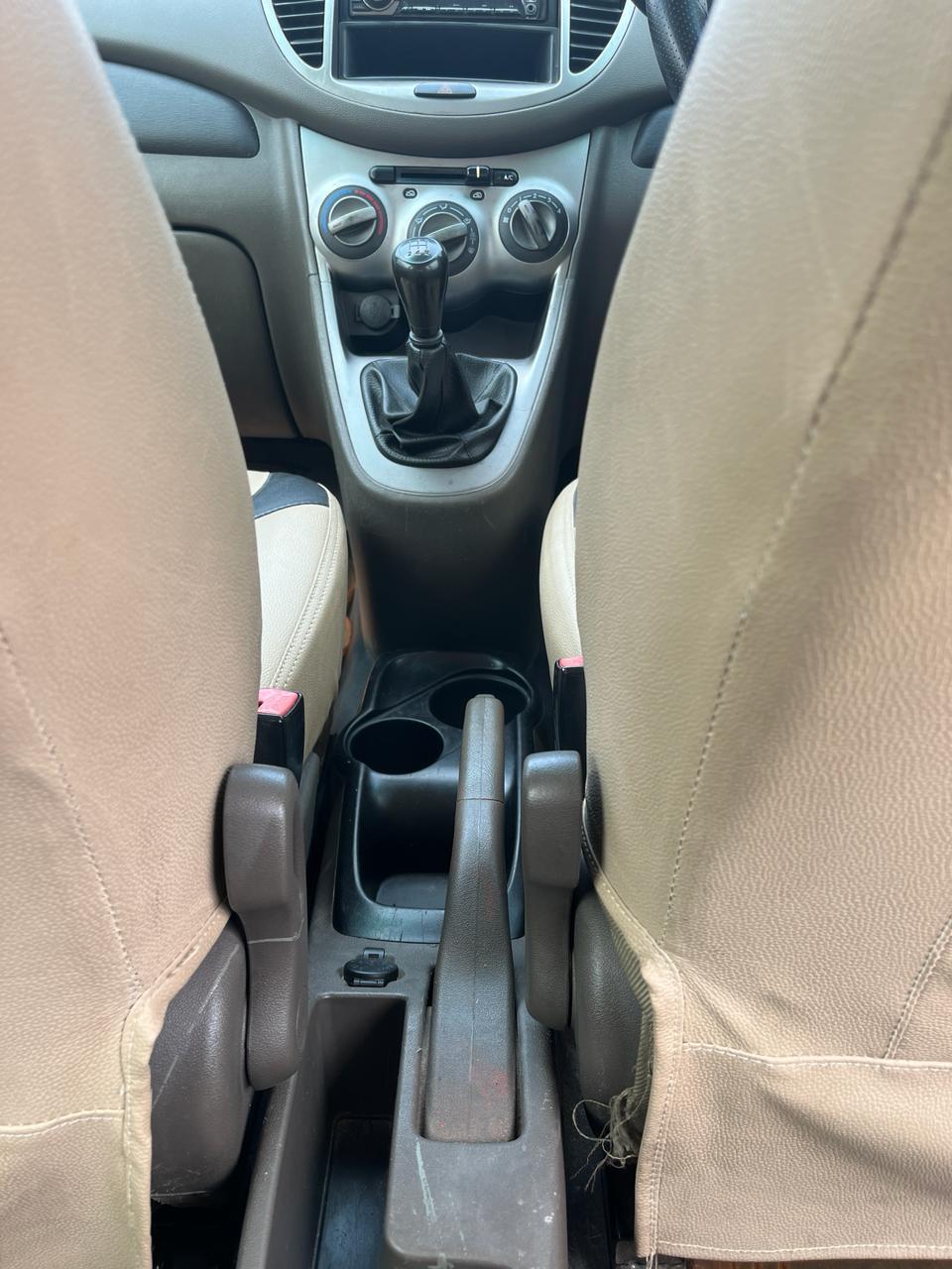 2011 Hyundai i10 MAGNA 1.2, Petrol, Manual, 85,644 km, Driver Side Adjustment Panel