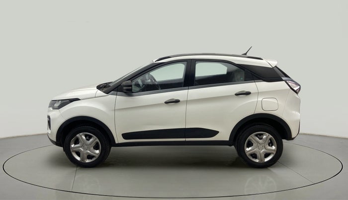 2021 Tata NEXON XM PETROL, Petrol, Manual, 33,821 km, Left Side