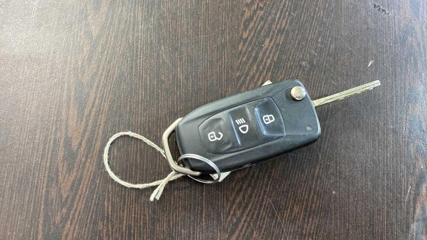 2021 Tata NEXON XM PETROL, Petrol, Manual, 33,821 km, Key Close Up