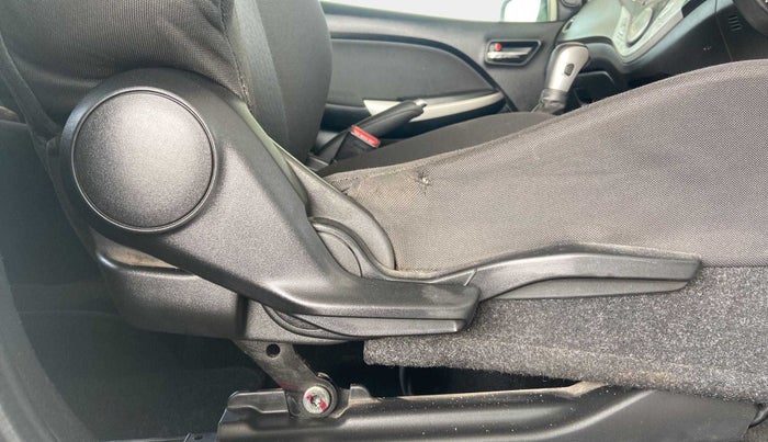 2017 Maruti Baleno ZETA CVT PETROL 1.2, Petrol, Automatic, 65,958 km, Driver Side Adjustment Panel