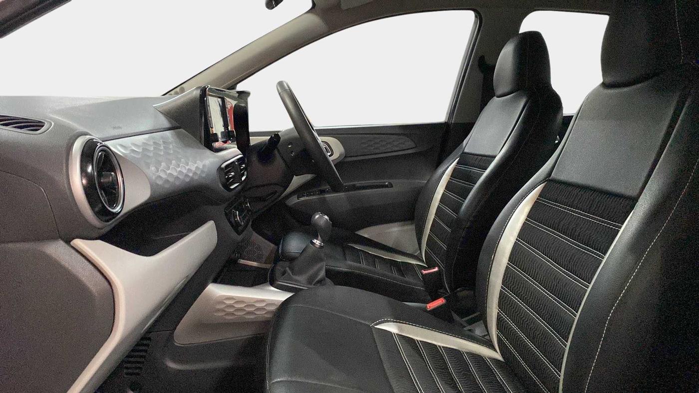 2022 Hyundai GRAND I10 NIOS ASTA 1.2 KAPPA VTVT, Petrol, Manual, 6,558 km, Right Side Front Door Cabin