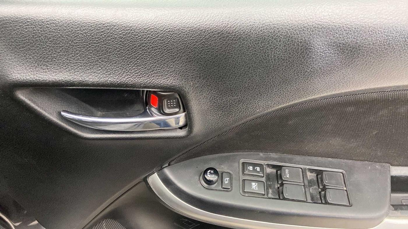 2018 Maruti Baleno ZETA CVT PETROL 1.2, Petrol, Automatic, 40,181 km, Driver Side Door Panels Control