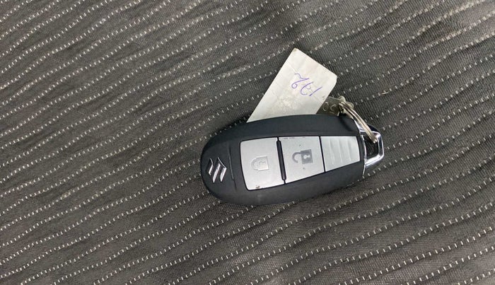 2018 Maruti Baleno ZETA CVT PETROL 1.2, Petrol, Automatic, 40,181 km, Key Close Up