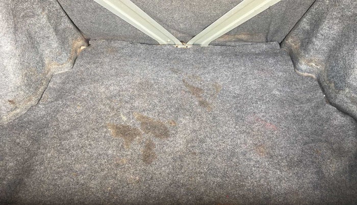 2015 Honda Amaze 1.2L I-VTEC E, Petrol, Manual, 1,19,433 km, Boot Inside